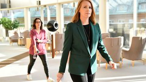 Centerpartiets partileder Annie Lööf stemte ned Ulf Kristersson i Riksdagen, til tross for at de begge inngår i «Alliansen». Grunnen? Hun vil ikke gi Sverigedemokraterna innflytelse.