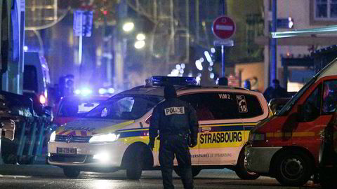 Beredskapsnivået heves i Frankrike etter skytingen på julemarkedet i Strasbourg tirsdag kveld.