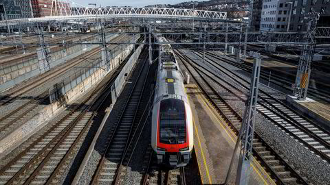 Intercity-toget vil ankomme blant annet Hamar og Fredrikstad noen år forsinket.