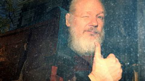 Wikileaks-grunnlegger Julian Assange etter arrestasjonen i London sist måned.