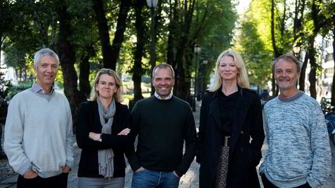 DNs rentepanel, fra venstre: Steinar Holden, Hilde Bjørnland, Ragnar Torvik, Kari Due-Andresen og Knut Røed.