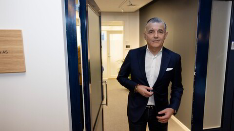 Michael Wurmser, mannen bak Norges største gruveprosjekt, har samlet et nettverk av konsulenter og advokater rundt seg. Nå må han forklare seg om skatteparadiser og pengene bak.
