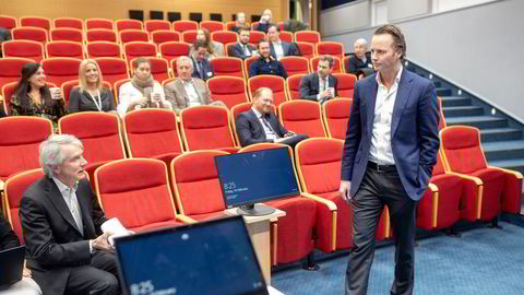 – Disposisjonene skyldes ingen forskjellsbehandling, forfordeling eller mangel på prinsipper om armlengdes avstand, skriver rederisjef Thomas Wilhelmsen i en epost.