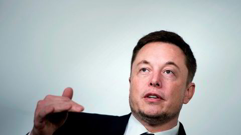 Elon Musk ekspanderer Tesla-produksjonen med ny storfabrikk i Kina.