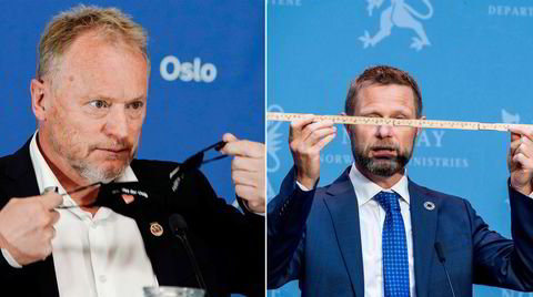 Bent Høie (til høyre) ble godt kjent for sin illustrasjon av enmetersregelen under pandemien, mens Raymond Johansen holdt seg til masken.