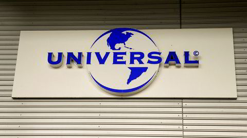Mediegruppen Vivendi vil selge Universal Music Group-aksjer til «én eller flere strategiske partnere» melder Financial Times.