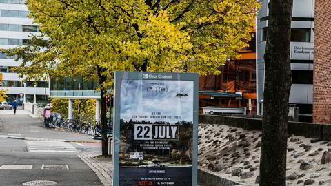 Netflix bruker boards i Oslo til å reklamere for filmen om 22. juli.
