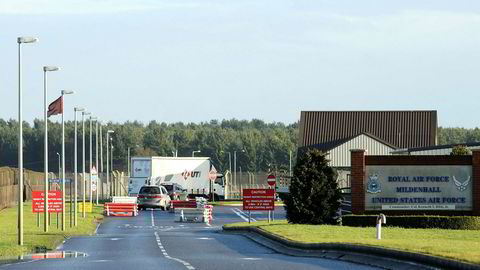 Den amerikanske flybasen RAF Mildenhall i Suffolk øst i England ble mandag utsatt for et forsøk på terror.