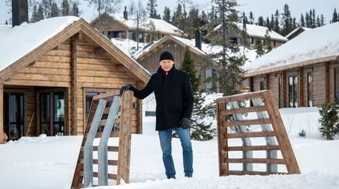 Hytteforsker Tor Arnesen i hyttefelt på Mosetertoppen ved Hafjell, et av Norges største fritidsboligprosjekter.