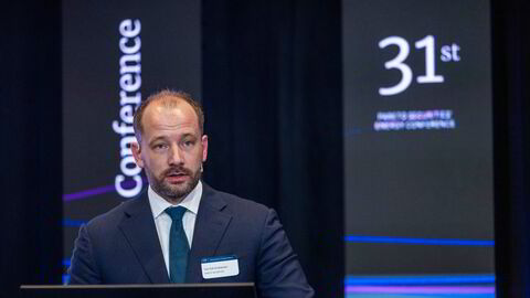 Tom Erik Kristiansen fra Pareto innleder på Paretokonferansen.
