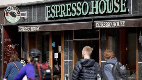 Ifølge DN har Arbeidstilsynet hatt rundt 50 tilsyn i Espresso House siden 2013. Tilsyn som har endt med 96 pålegg om å rette opp brudd på arbeidsmiljøloven- Her fra en av kaffekjedens filialer på Grünerløkka i Oslo.