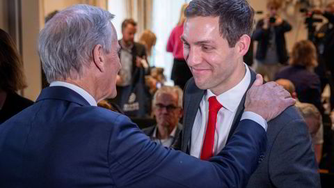 Statsminister Jonas Gahr Støre introduserer nye medlemmer av regjeringen med blant annet Andreas Bjelland Eriksen (Ap) som ny klima- og miljøminister.