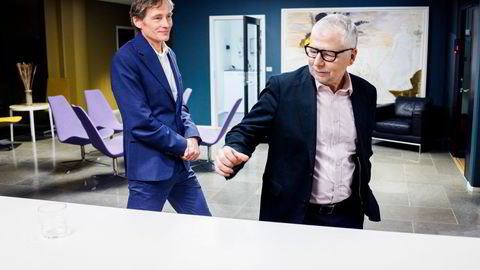 Robert Næss (til venstre) og Erik Bruce i Nordea mener aksjer vil gi god avkastning også i 2024, men de har spesielt tro på norske aksjer.