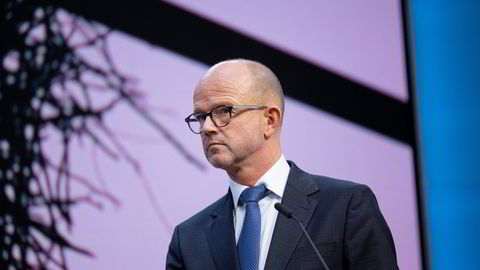 NHO-sjef Ole Erik Almlid fikk til slutt gjennomslag for ønsket om direkte strømstøtte til bedriftene.