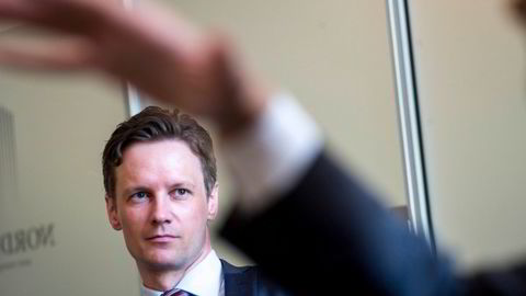 Sjeføkonom Bjørn Roger Wilhelmsen i Nordkinn Asset Management sier det er flere grunner til hvorfor utlandet har nettosolgt norske aksjer de siste ni månedene.