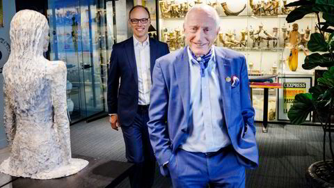 Christian Ringnes (til høyre) går av etter 40 år som sjef for Eiendomsspar. Han inntar nå rollen som arbeidende styreleder, mens Sigurd Stray tar over sjefsstolen.