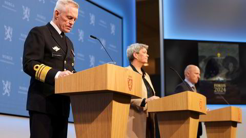 Sjef for E-tjenesten, Nils Andreas Stensønes (f.v.), sjef for PST, Beate Gangås og sjef for NSM, Lars Christian Aamodt, under en felles fremleggelse av den årlige trussel- og risikovurderinger i forrige uke.