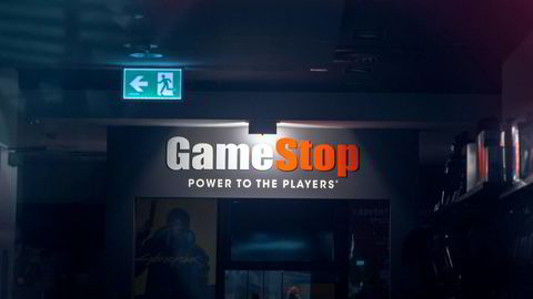 After GameStop – a barely profitable company whose revenue fell by a fifth last year – announced Friday that it has raised $933mn in an equity offering, its shares enjoyed a 25 per cent jump yesterday.