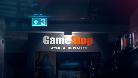 After GameStop – a barely profitable company whose revenue fell by a fifth last year – announced Friday that it has raised $933mn in an equity offering, its shares enjoyed a 25 per cent jump yesterday.