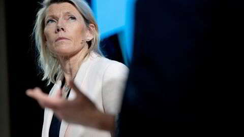DNB-sjef Kjerstin Braathen møter høye forventninger på tirsdag. For tiden omsettes DNB-aksjen med premie sammenlignet med de andre nordiske bankene.