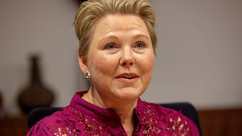 Utviklingsminister Anne Beathe Tvinnereim (Sp) vil redde verdens fattige med høyere tollmurer.