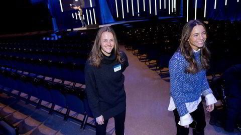 Erika June Flakk (til venstre) og Maria Lilly Flakk skal arve milliardene i Flakk-konsernet. De har tatt ordskiftet rundt formuesskatt og rikinger personlig.