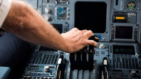 SAS-pilotene i Norge har under korona gått med på både deltid og senere lønnsfrys for å holde flere kolleger i jobb, men har sagt nei til varige og store kutt. Lønningene er minst like gode i nye avtaler pilotene kjemper mot.