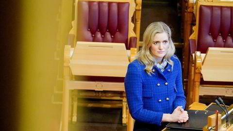Justisminister Emilie Enger Mehl har svart for sent på spørsmål fra Stortinget 20 ganger. Her er Sp-statsråden under en muntlig spørretime i 2022.