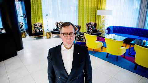 Morten Thorvaldsen, toppsjefen hos Thon Hotels, tror ikke det vil ta ti år før forretningstrafikken er tilbake der den var for pandemien. Men han tror samtidig feriegjestene vil bli stadig viktigere for hotellene.