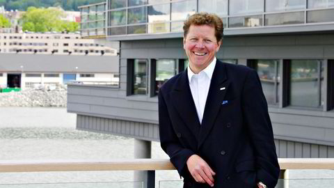 Knut Herman Gjøvaag er konsernsjef i Frydenbøgruppen med hovedsete i Bergen og eier av Dr. Holms hotell på Geilo. Nå flytter han og kona fra Bergen til Sveits.