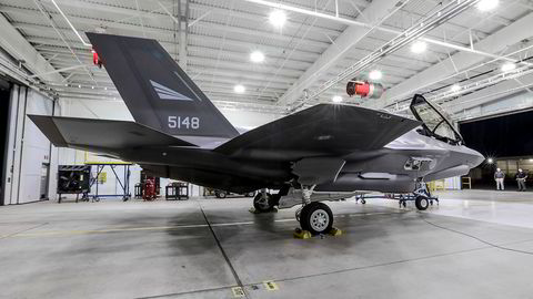 Norske F-35-fly mangler teknikere. Nå skal Forsvaret kjøpe inn flere nye våpensystemer.