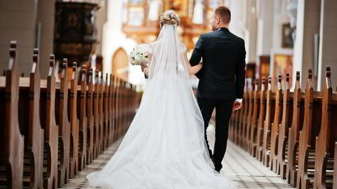 Færre par tar turen til kirken – eller tinghus – for å gifte seg. Det burde de kanskje gjort?