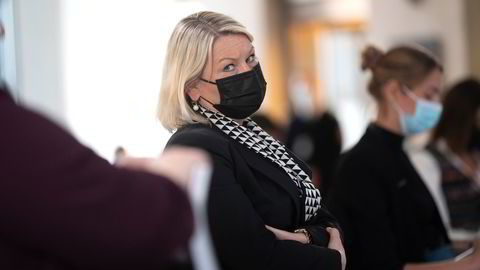 Justisminister Monica Mæland (H) vil opprettholde streng grensekontroll.
