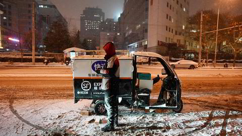 Det er full vinter i blant annet Beijing og nordlige deler av Kina. Snø og minusgrader kan påvirke detaljhandelsomsetningen i desember.