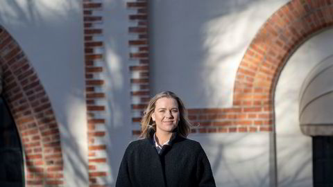 – Så hvis man vil bremse veksten i boligprisene bør man heller sørge for at boligbyggingen i byene tar seg opp, mener seniorøkonom Sara Midtgaard i Handelsbanken.