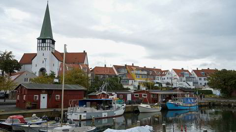 Fiskebåter i havn i den største byen på Bornholm, Rønne.
