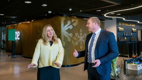 Lyse har inngått avtale om kjøp av samtlige aksjer i Ice Group Scandinavia Holding as. Toril Nag (Lyse) og Eivind Helgaker (Ice).