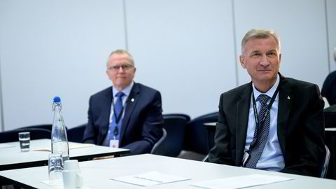 Tidligere konsernsjef Eldar Sætre (til venstre) og styreleder Jon Erik Reinhardsen var blant Equinor-representantene som deltok på Stortingets høring i februar 2021. Her ved en annen anledning.