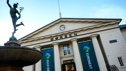 Etter bredt fall på Wall Street i går åpner Oslo Børs flatt fredag.