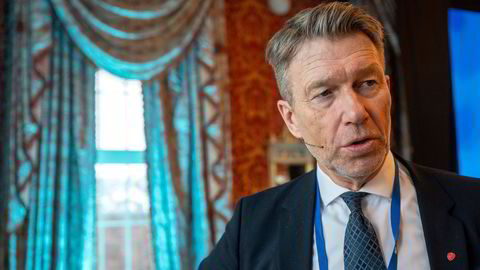 Olje- og energiminister Terje Aasland sier nei til strømkabel mellom Norge og Skottland.
