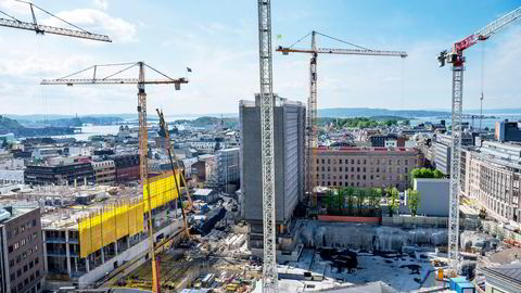 Det nye regjeringskvartalet er under oppføring. Nå frykter ansatte for sikkerheten.