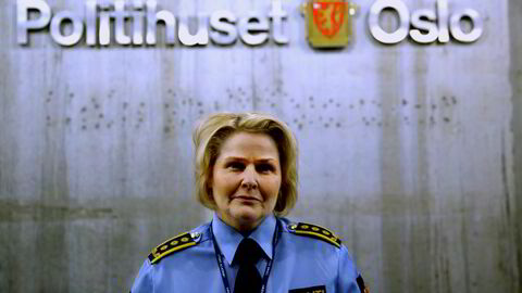 Skatteetaten gir ikke informasjon direkte til bankene. Men det kan politiet, mener politilederen Grete Lien Metlid ved Oslo politidistrikt, som har funnet en løsning på bankenes etterlysning av mer data om kriminelle.