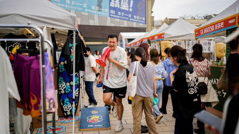 Markedene er åpne igjen i Kina etter pandemien. Aktiviteten i verdens nest største økonomi er lavere enn ønsket. Her fra Shanghai.