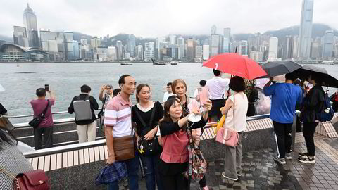 Turister og investorer flokker til Hongkong.
