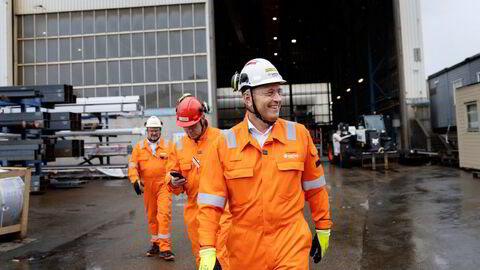 Jan T. Narvestad, sjef på Worley Rosenberg, nikket da han leste om Aker BP-sjef Karl Johnny Hersviks forslag for å få opp aktiviteten på norsk sokkel. Tirsdag hadde han besøk av Aker-sjefen og næringskomiteen.