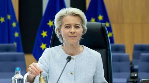 «Vi lever i en krisetid uten sidestykke», mener Europakommisjonens president Ursula von der Leyen.
