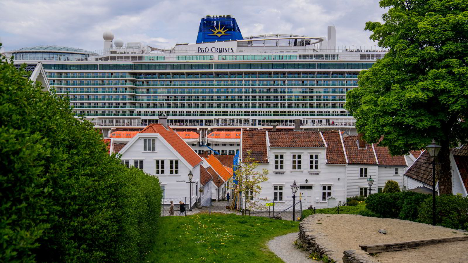 DN mener: Norske lønninger på cruiseskip er en tungvint måte å regulere næringen på