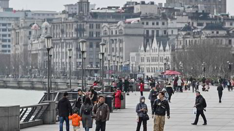 Kinesisk nyttår i februar sørget for høyere priser i landet. Her fra the Bund-promenaden i Shanghai.