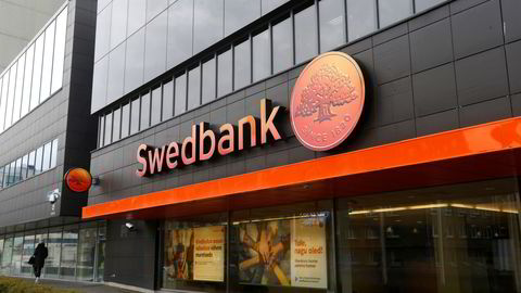 Finansinspektionen har gitt Swedbank bot på over en halv mrd. svenske kroner.