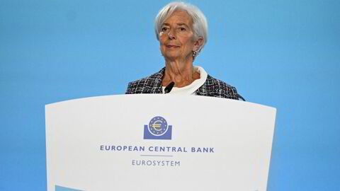 ECB-sjef Christine Lagarde snakket til Europaparlamentet mandag og kommenterte at den siste utviklingen styrker deres tro på at prisveksten er på vei tilbake til målet.